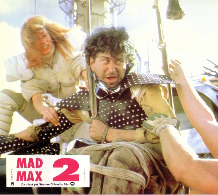 Безумный Макс 2: Воин дороги кино фильм скачать торрент